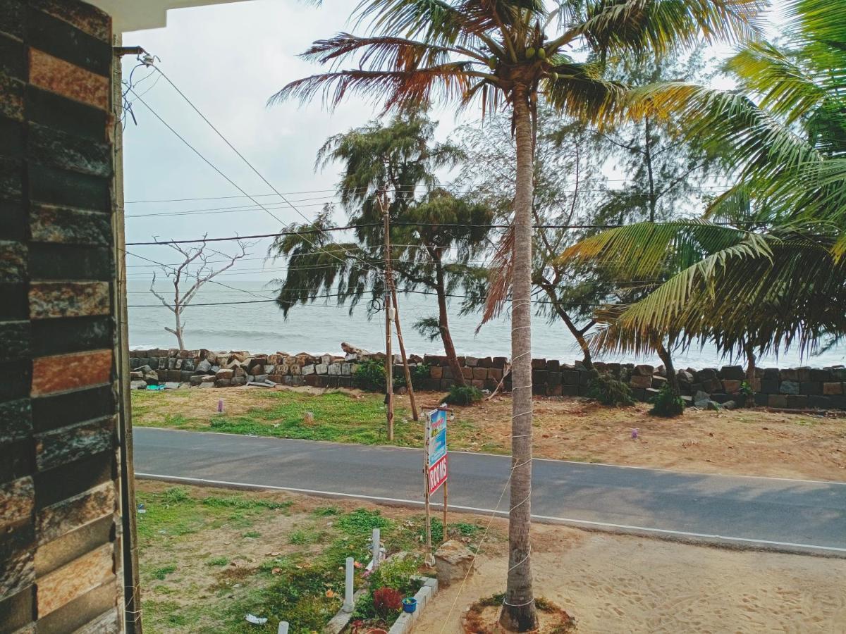 Enocean Homestay Cherai Beach Exterior photo