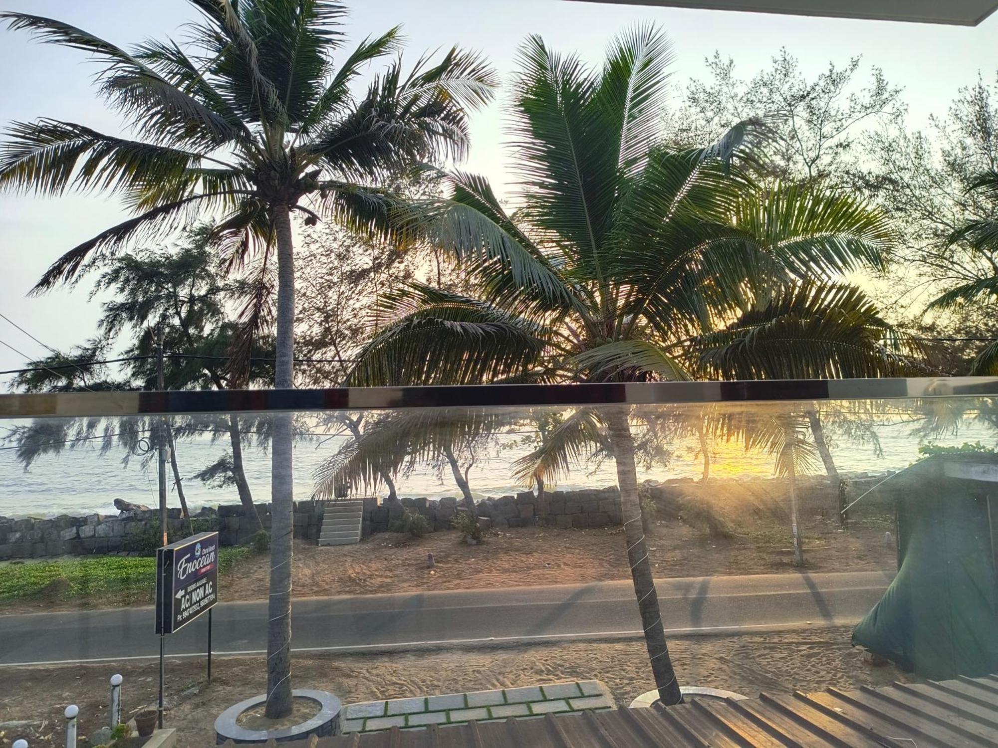 Enocean Homestay Cherai Beach Exterior photo